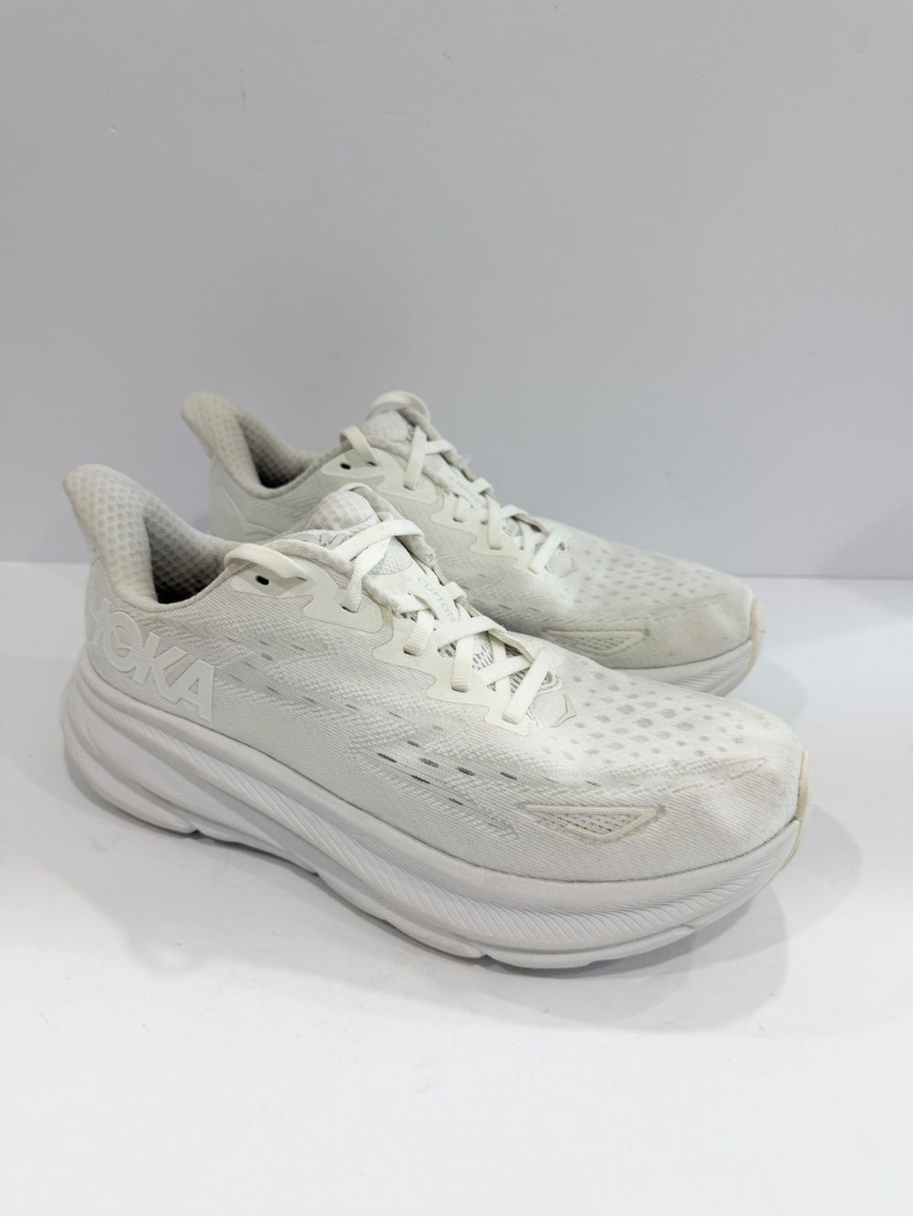 Hoka One One Wide Clifton 9 Women’s Shoes